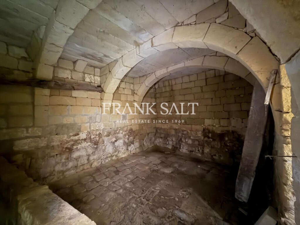 Victoria, Gozo, 4 Bedrooms Bedrooms, ,1 BathroomBathrooms,For Sale,FRSA-925109