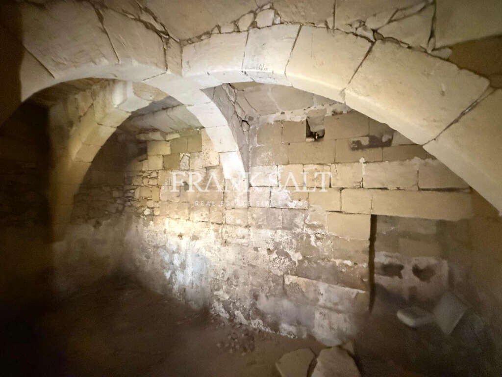 Victoria, Gozo, 4 Bedrooms Bedrooms, ,1 BathroomBathrooms,For Sale,FRSA-925109