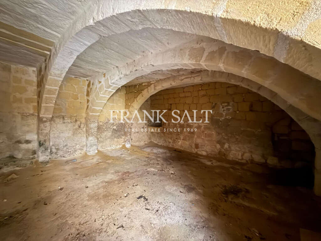 Victoria, Gozo, 4 Bedrooms Bedrooms, ,1 BathroomBathrooms,For Sale,FRSA-925109