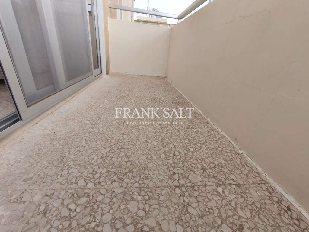Attard, 4 Bedrooms Bedrooms, ,1 BathroomBathrooms,For Sale,FRSA-926082
