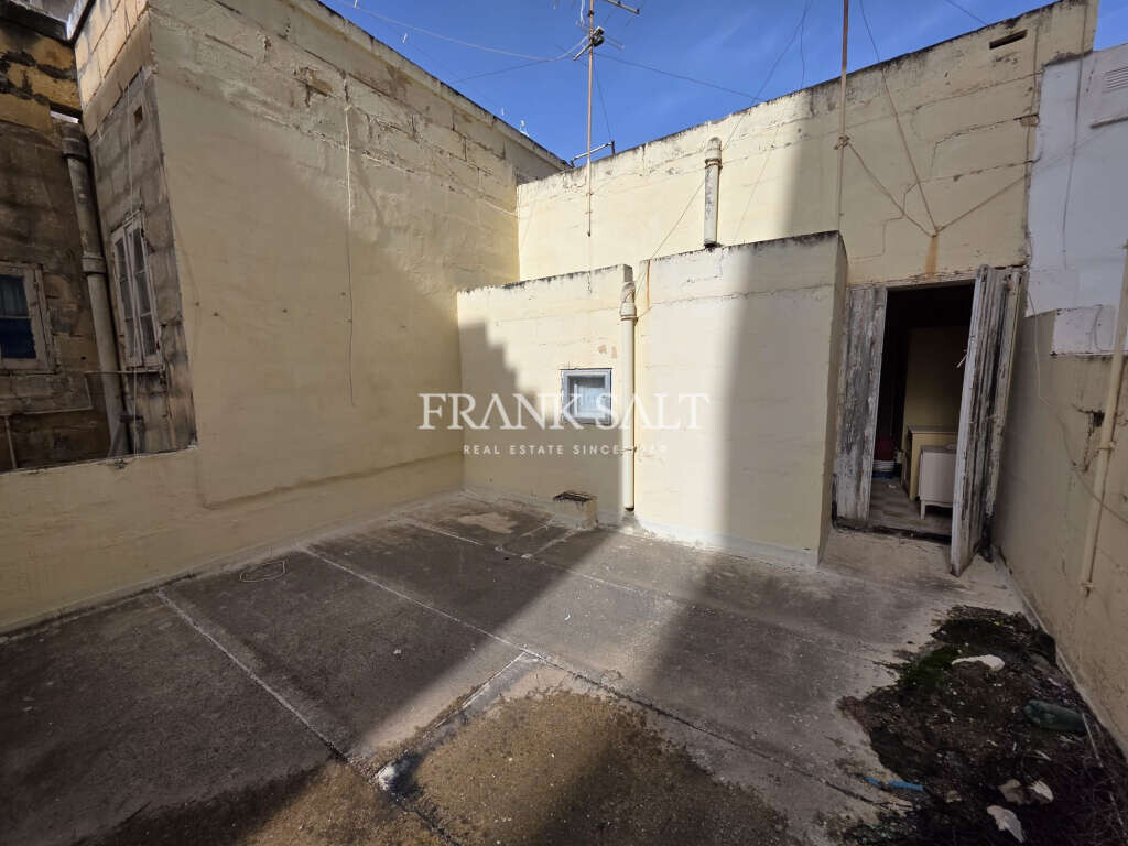 Bugibba, 2 Bedrooms Bedrooms, ,1 BathroomBathrooms,For Sale,FRSA-925930