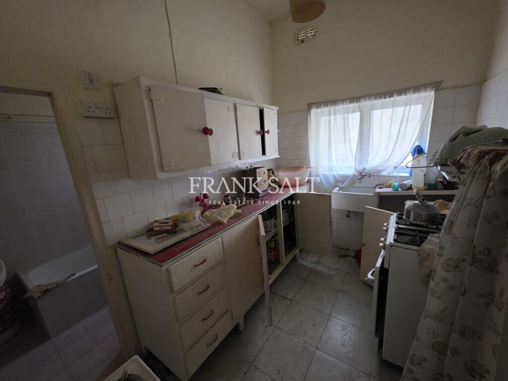 Bugibba, 2 Bedrooms Bedrooms, ,1 BathroomBathrooms,For Sale,FRSA-925930