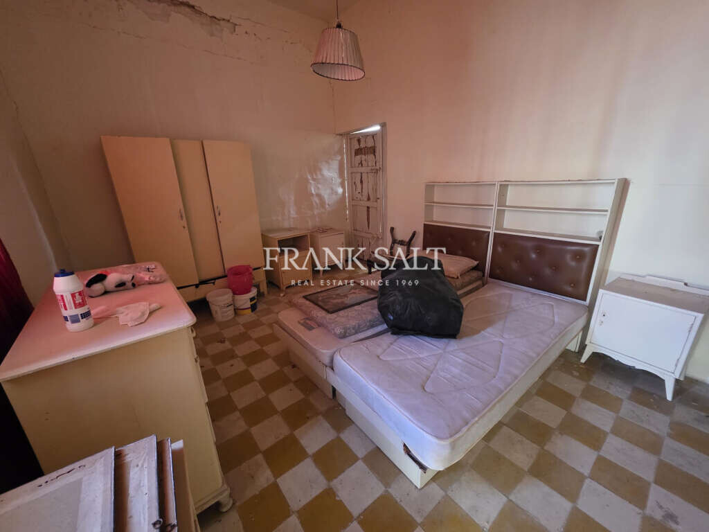 Bugibba, 2 Bedrooms Bedrooms, ,1 BathroomBathrooms,For Sale,FRSA-925930