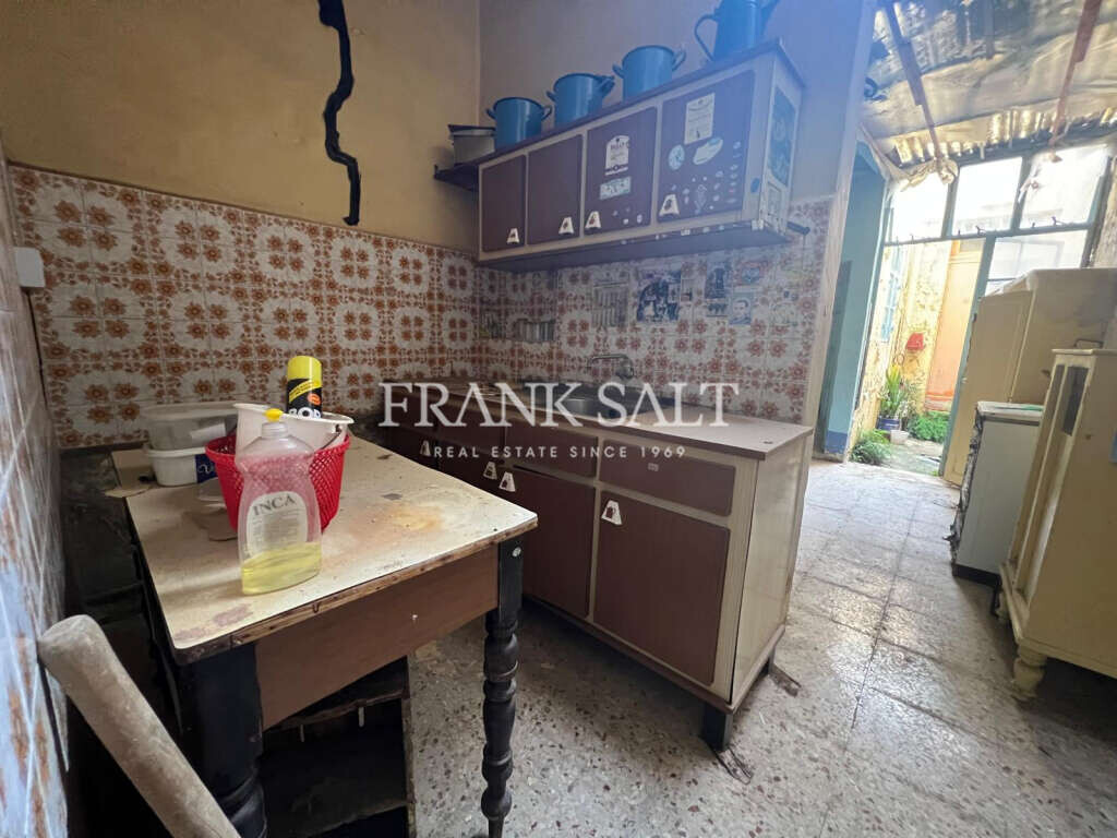 Zabbar, 2 Bedrooms Bedrooms, ,1 BathroomBathrooms,For Sale,FRSA-926193