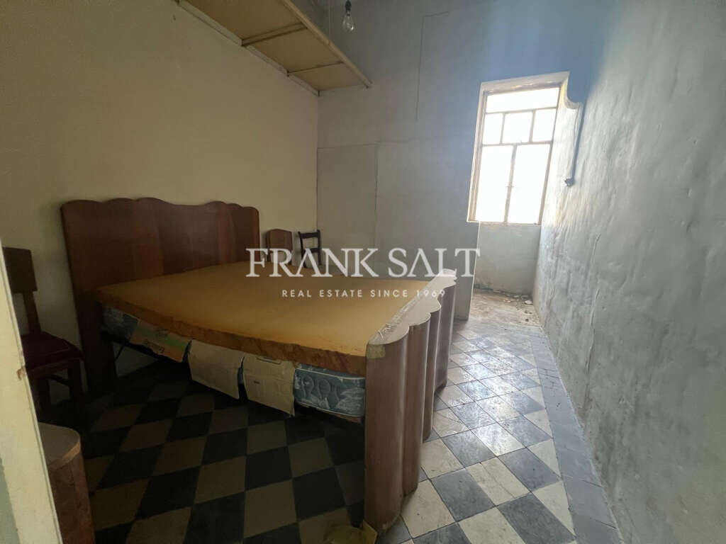 Zabbar, 2 Bedrooms Bedrooms, ,1 BathroomBathrooms,For Sale,FRSA-926193