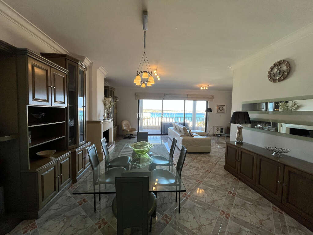 Mellieha, 3 Bedrooms Bedrooms, ,2 BathroomsBathrooms,For Sale,FRSA-925840