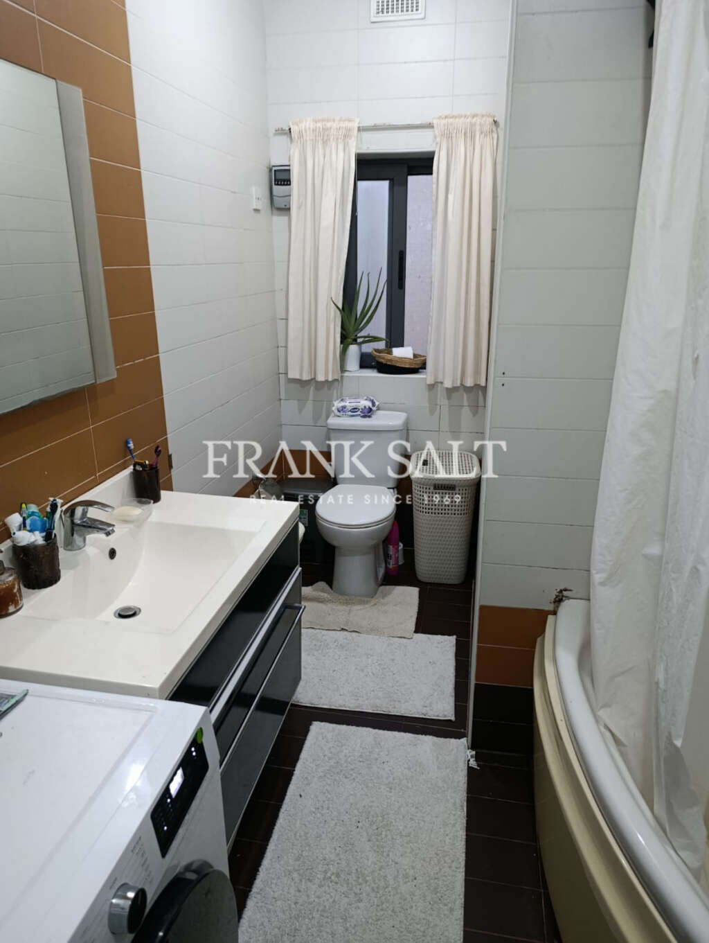 San Gwann, 3 Bedrooms Bedrooms, ,1 BathroomBathrooms,For Sale,FRSA-925587