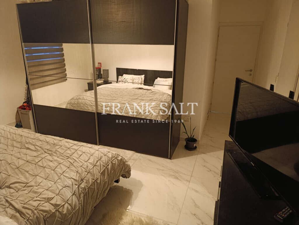 San Gwann, 3 Bedrooms Bedrooms, ,1 BathroomBathrooms,For Sale,FRSA-925587