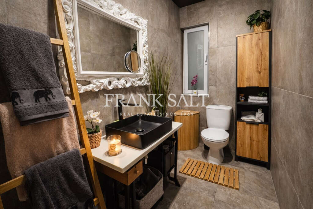 Tarxien, 1 Bedroom Bedrooms, ,1 BathroomBathrooms,For Sale,FRSA-926103