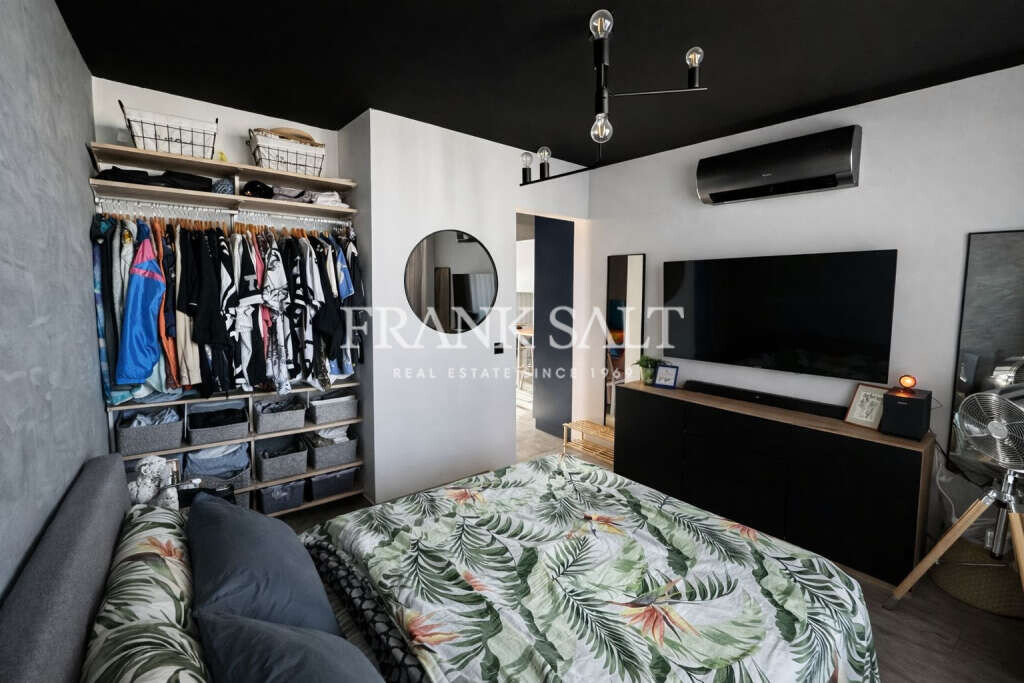 Tarxien, 1 Bedroom Bedrooms, ,1 BathroomBathrooms,For Sale,FRSA-926103