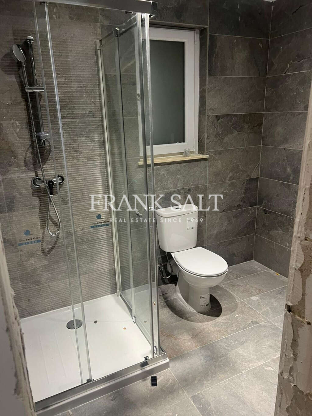 Sliema, 2 Bedrooms Bedrooms, ,1 BathroomBathrooms,For Sale,FRSA-926081