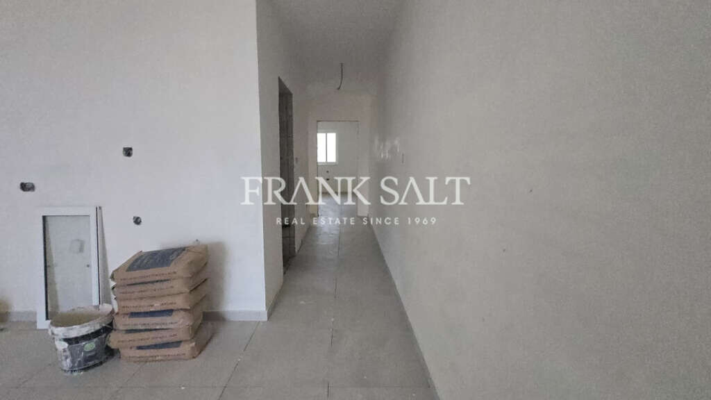 Mellieha, 1 Bedroom Bedrooms, ,For Sale,FRSA-926085