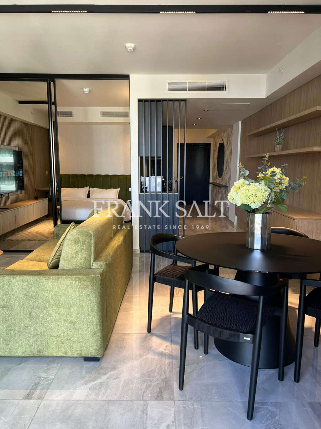 Mercury Suites, 1 Bedroom Bedrooms, ,1 BathroomBathrooms,For Sale,FRSA-925562