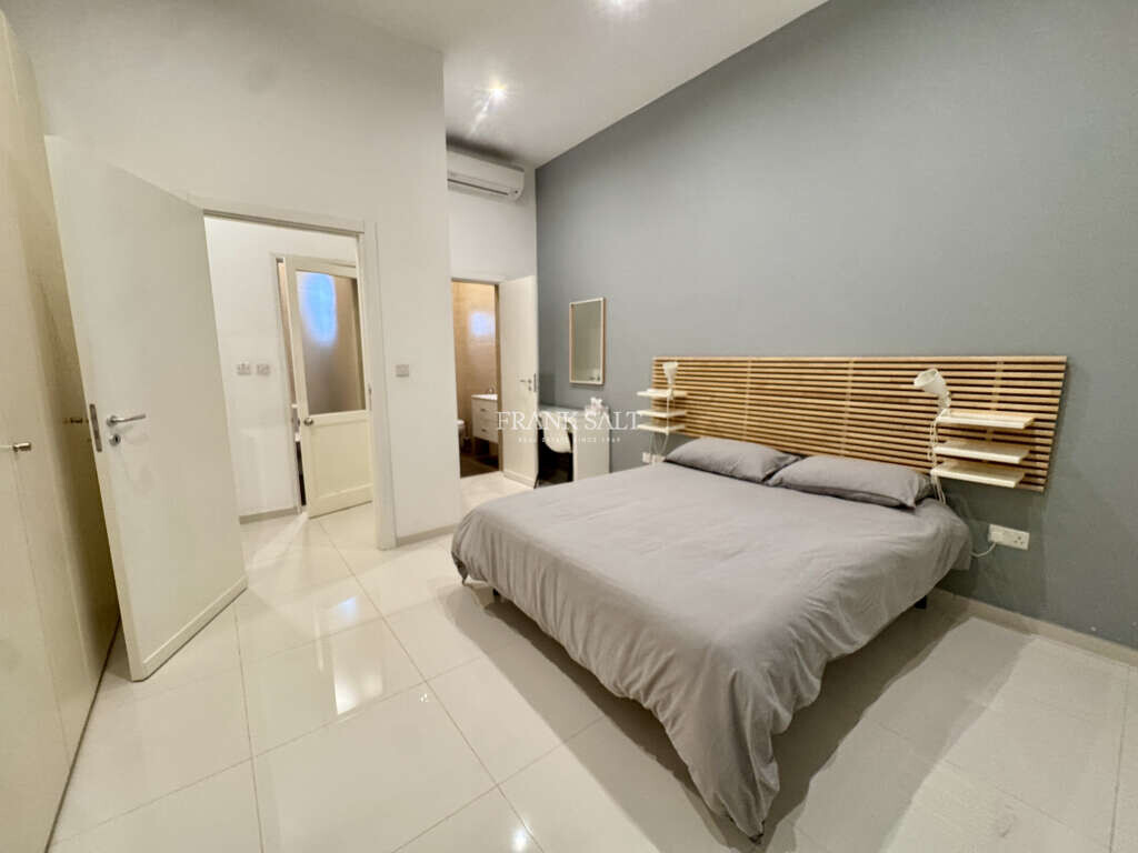 Sliema, 4 Bedrooms Bedrooms, ,4 BathroomsBathrooms,For Sale,FRSA-925878