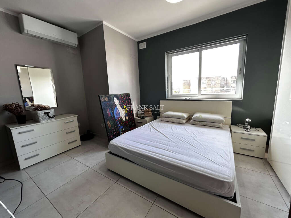 Zejtun, 3 Bedrooms Bedrooms, ,1 BathroomBathrooms,For Sale,FRSA-926067