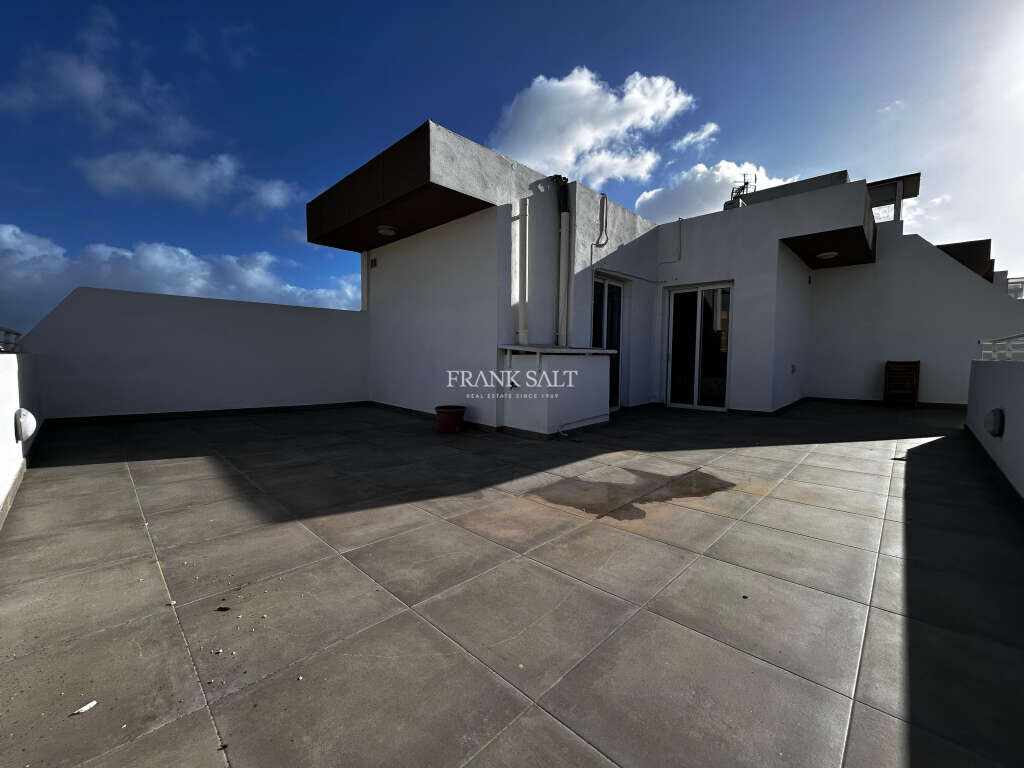 Zejtun, 3 Bedrooms Bedrooms, ,1 BathroomBathrooms,For Sale,FRSA-926067