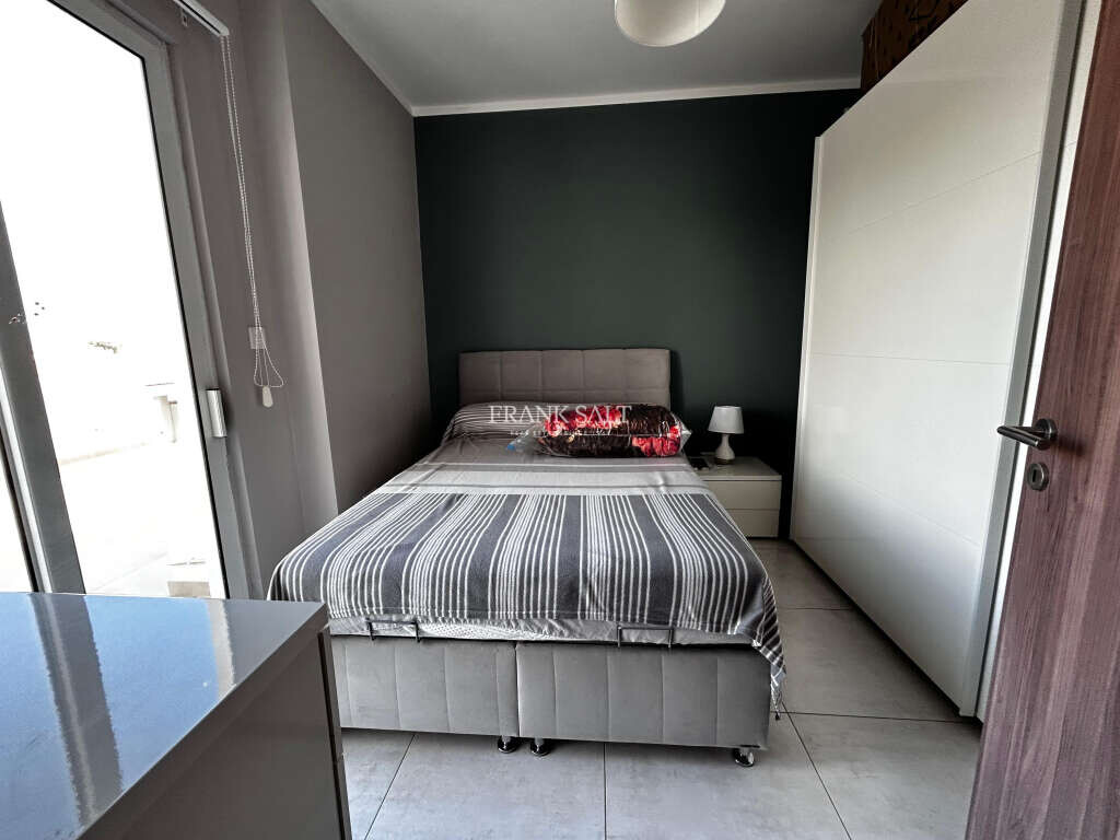 Zejtun, 3 Bedrooms Bedrooms, ,1 BathroomBathrooms,For Sale,FRSA-926067