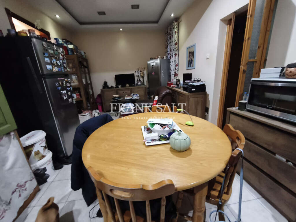 Pieta, 3 Bedrooms Bedrooms, ,1 BathroomBathrooms,For Sale,FRSA-926046