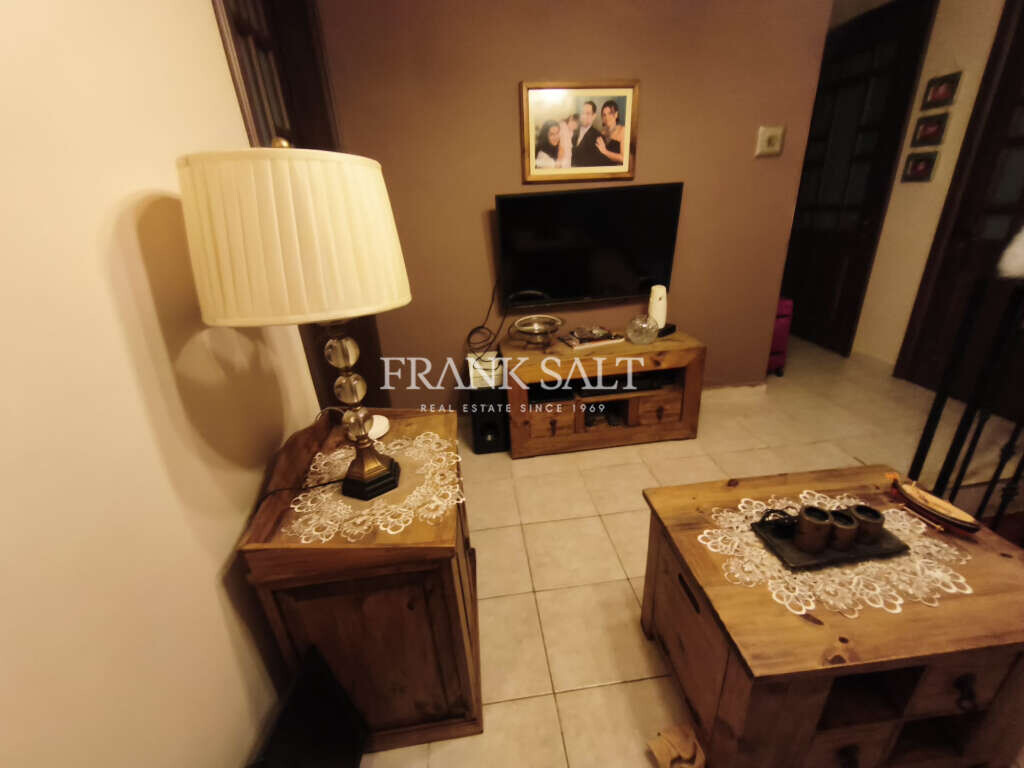 Pieta, 3 Bedrooms Bedrooms, ,1 BathroomBathrooms,For Sale,FRSA-926046