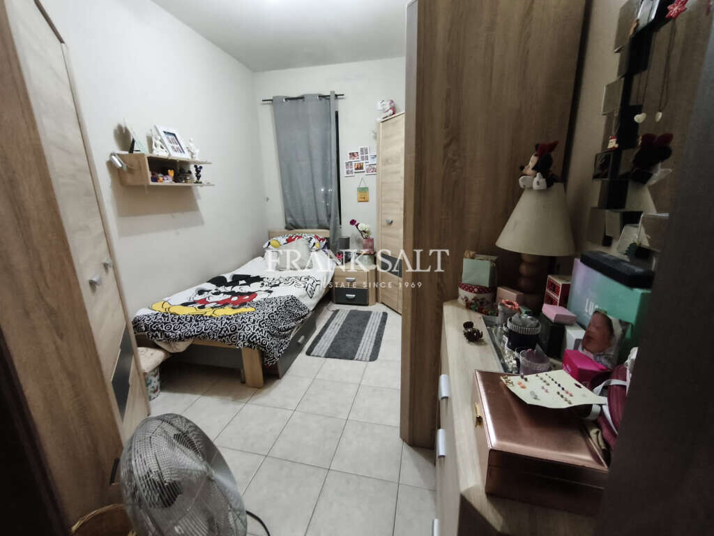 Pieta, 3 Bedrooms Bedrooms, ,1 BathroomBathrooms,For Sale,FRSA-926046