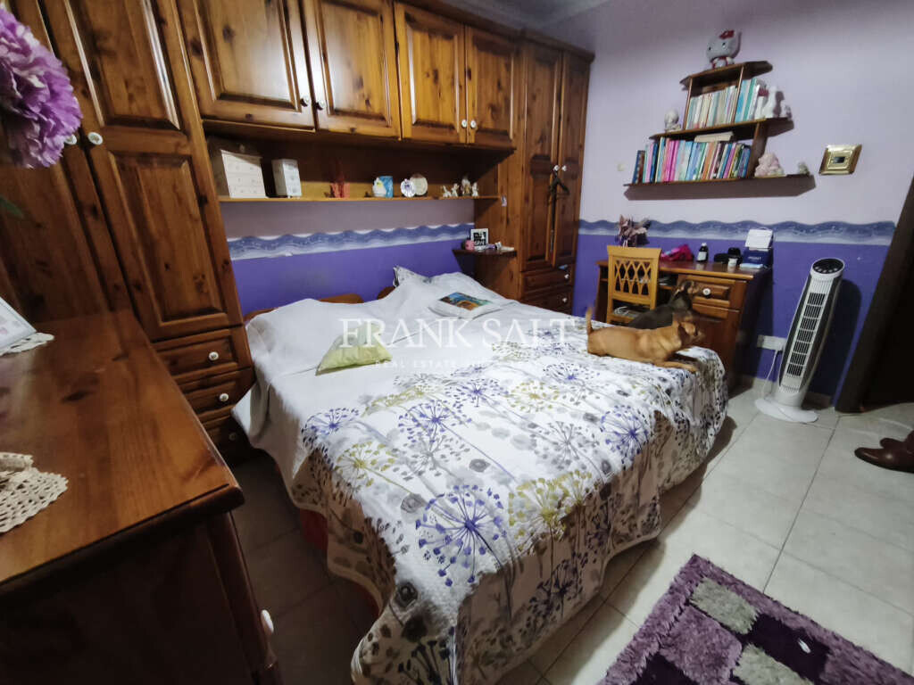 Pieta, 3 Bedrooms Bedrooms, ,1 BathroomBathrooms,For Sale,FRSA-926046