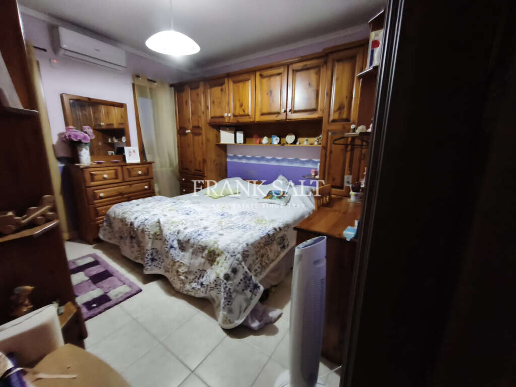 Pieta, 3 Bedrooms Bedrooms, ,1 BathroomBathrooms,For Sale,FRSA-926046