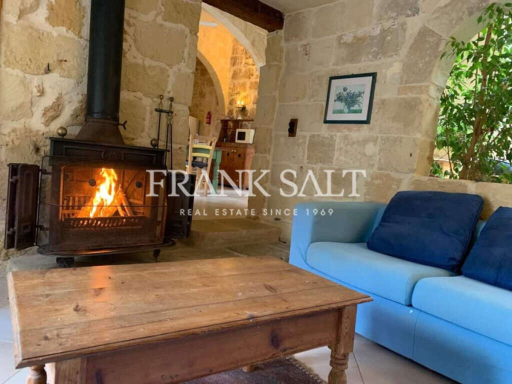 Xaghra, Gozo, 2 Bedrooms Bedrooms, ,1 BathroomBathrooms,For Sale,FRSA-104346