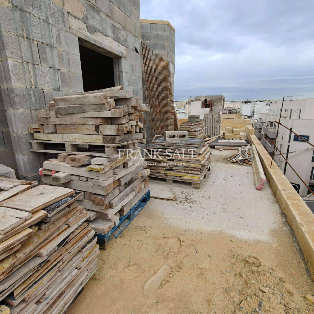 Birkirkara, 2 Bedrooms Bedrooms, ,1 BathroomBathrooms,For Sale,FRSA-925916