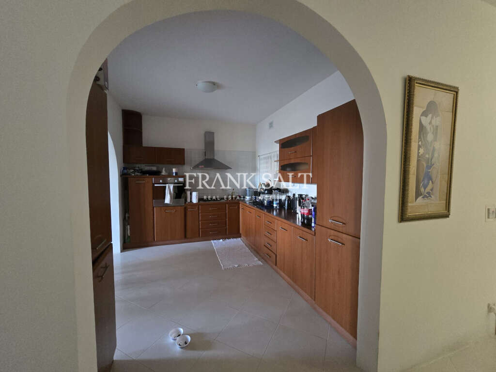 Santa Lucija (Gozo), Gozo, 2 Bedrooms Bedrooms, ,1 BathroomBathrooms,For Sale,FRSA-924212