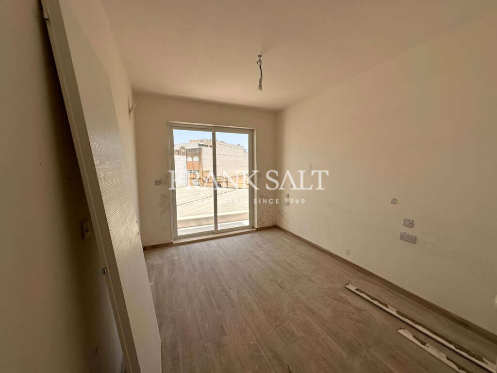 Gzira, 2 Bedrooms Bedrooms, ,1 BathroomBathrooms,For Sale,FRSA-714799