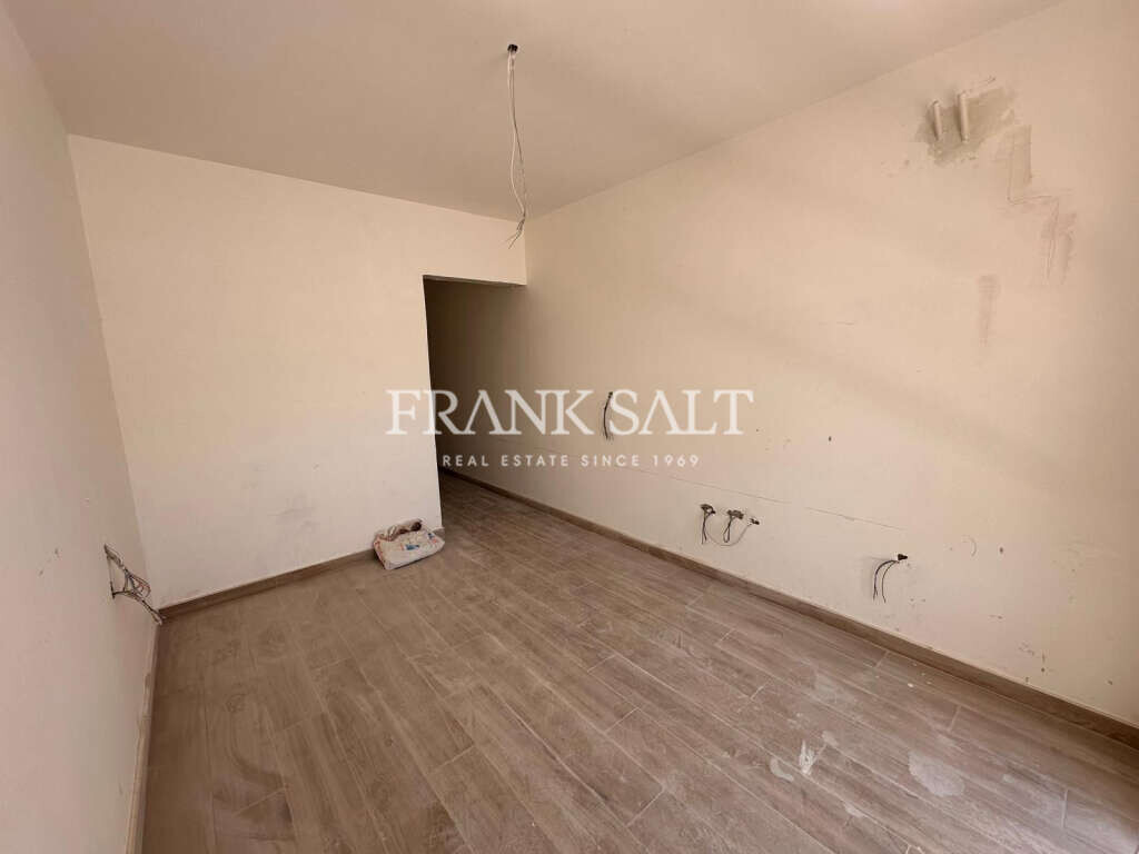 Gzira, 2 Bedrooms Bedrooms, ,1 BathroomBathrooms,For Sale,FRSA-714799