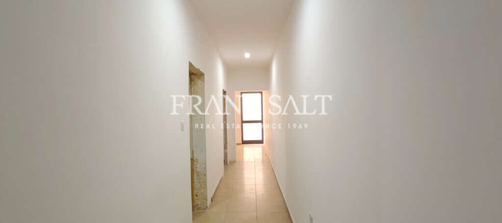 Gzira, 2 Bedrooms Bedrooms, ,For Sale,FRSA-925953
