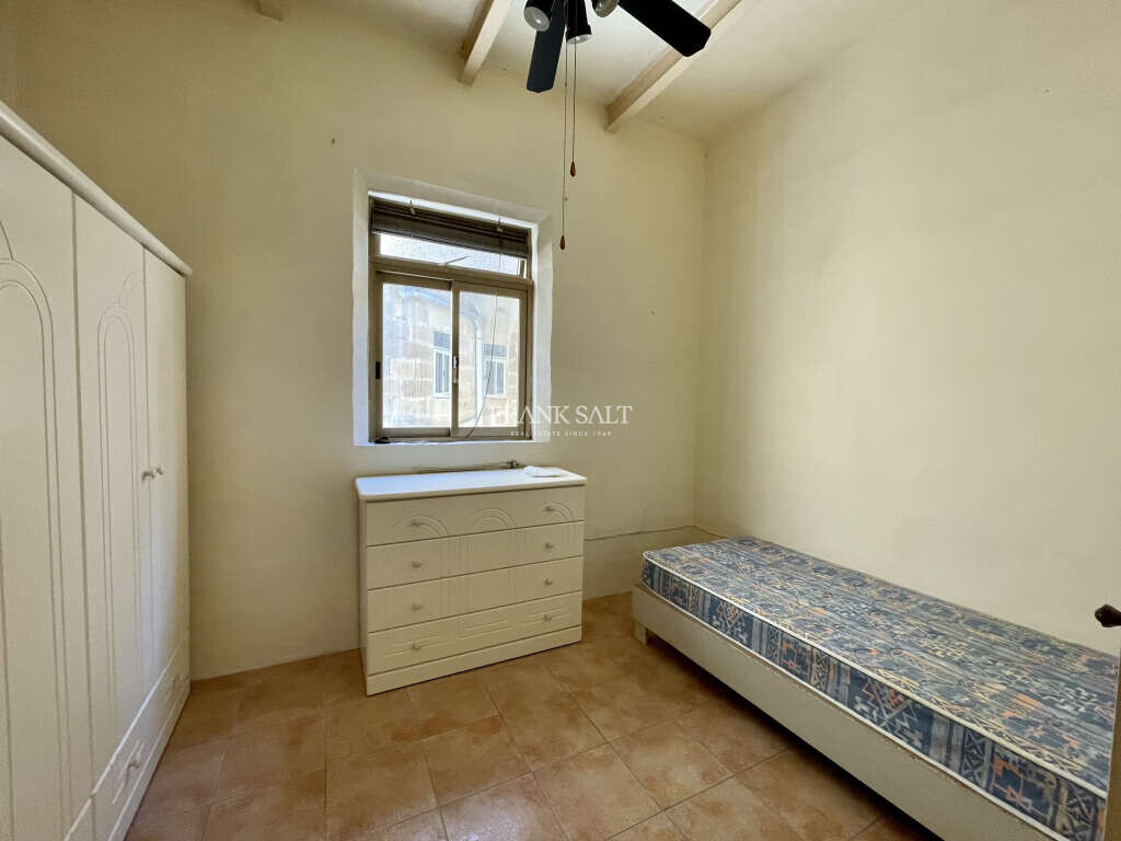 Vittoriosa, 3 Bedrooms Bedrooms, ,For Sale,FRSA-752734