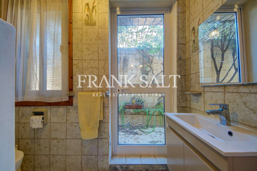 St Julians, 4 Bedrooms Bedrooms, ,2 BathroomsBathrooms,For Sale,FRSA-923814