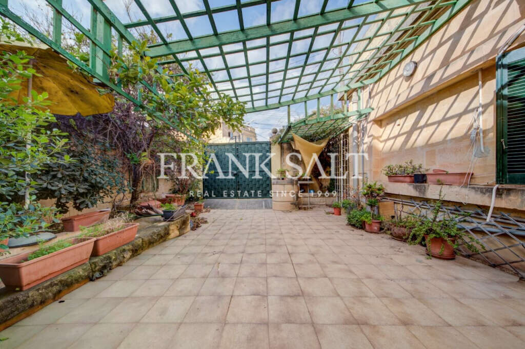 St Julians, 4 Bedrooms Bedrooms, ,2 BathroomsBathrooms,For Sale,FRSA-923814