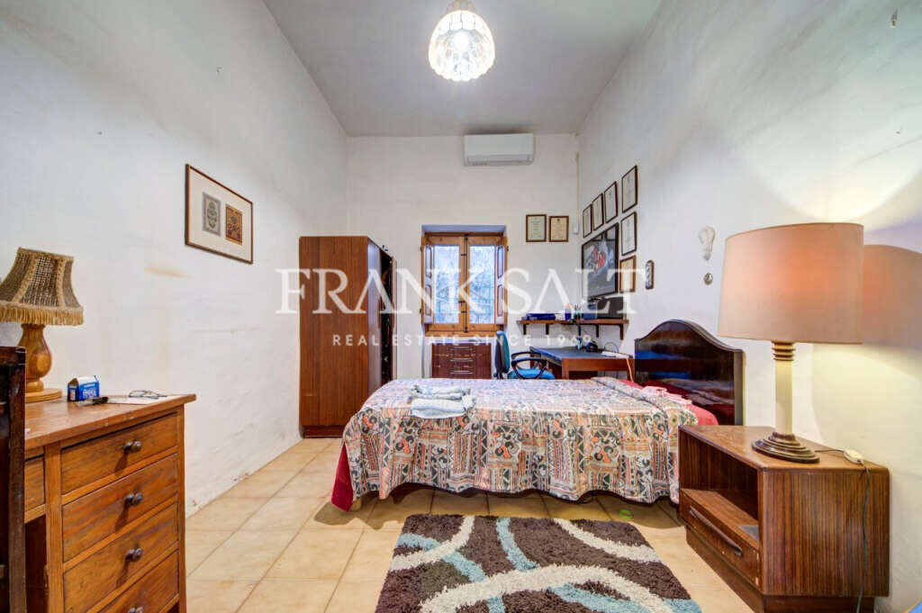 St Julians, 4 Bedrooms Bedrooms, ,2 BathroomsBathrooms,For Sale,FRSA-923814