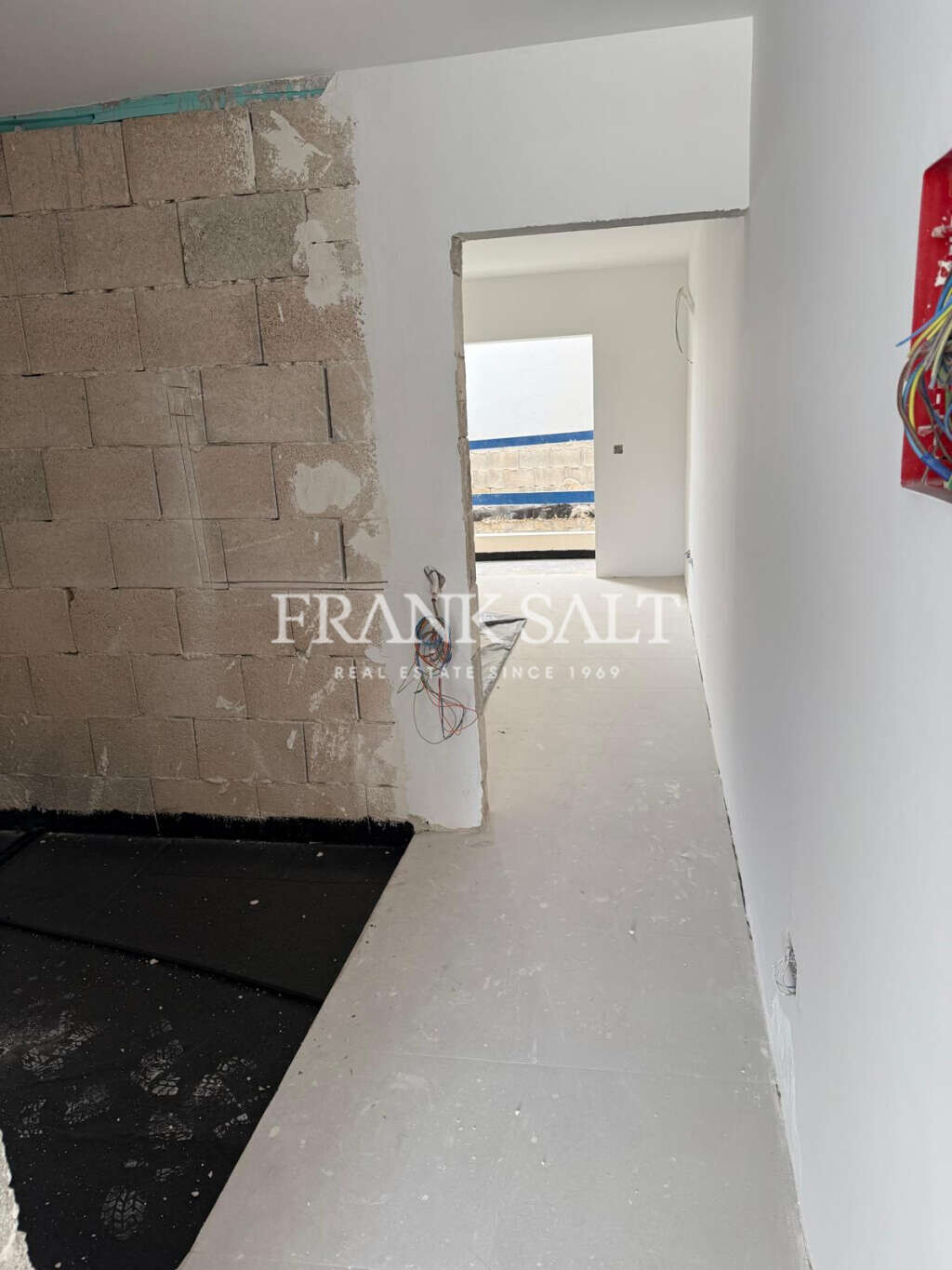 Gzira, 1 Bedroom Bedrooms, ,1 BathroomBathrooms,For Sale,FRSA-925759