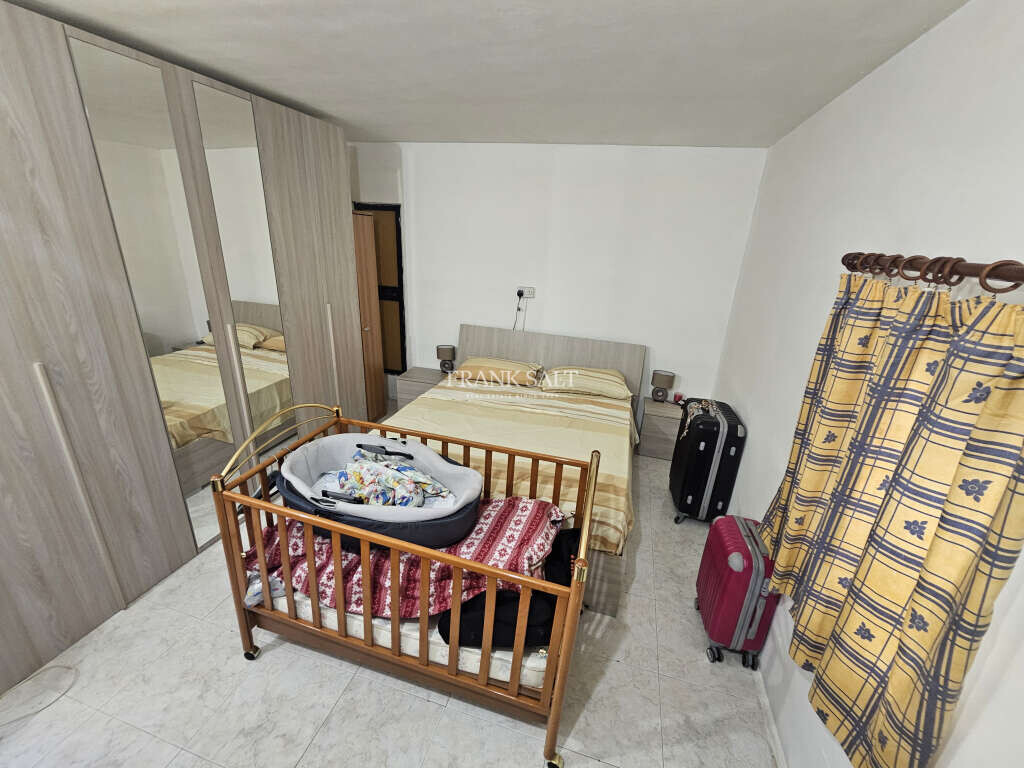 Senglea, 4 Bedrooms Bedrooms, ,3 BathroomsBathrooms,For Sale,FRSA-925712