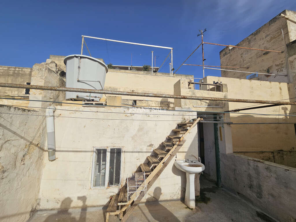 Senglea, 4 Bedrooms Bedrooms, ,3 BathroomsBathrooms,For Sale,FRSA-925712