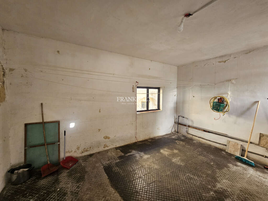 Senglea, 4 Bedrooms Bedrooms, ,3 BathroomsBathrooms,For Sale,FRSA-925712