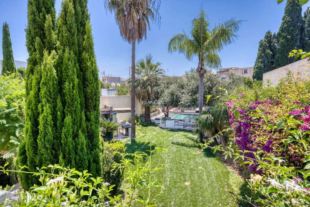 Mosta, 4 Bedrooms Bedrooms, ,3 BathroomsBathrooms,For Sale,FRSA-925768