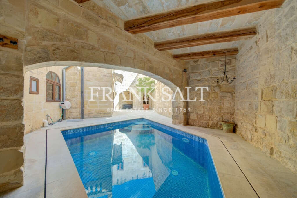 Attard, 3 Bedrooms Bedrooms, ,3 BathroomsBathrooms,For Sale,FRSA-922936