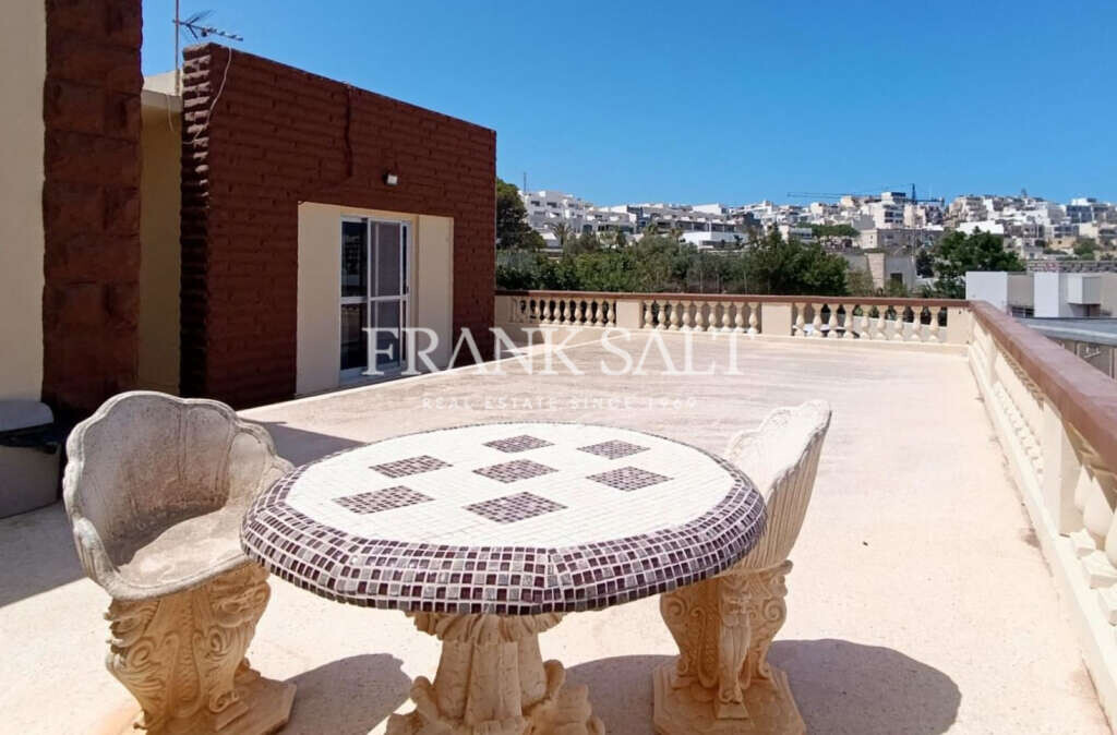 Mellieha, 3 Bedrooms Bedrooms, ,1 BathroomBathrooms,For Sale,FRSA-921409