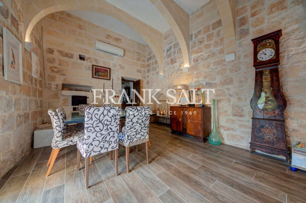 Birkirkara, 9 Bedrooms Bedrooms, ,6 BathroomsBathrooms,For Sale,FRSA-924887