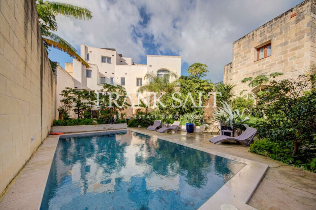 Birkirkara, 9 Bedrooms Bedrooms, ,6 BathroomsBathrooms,For Sale,FRSA-924887