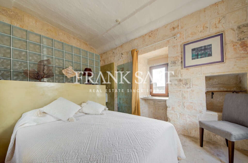 Birkirkara, 9 Bedrooms Bedrooms, ,6 BathroomsBathrooms,For Sale,FRSA-924887