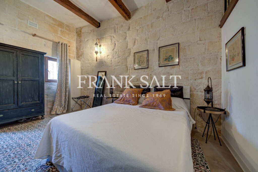Birkirkara, 9 Bedrooms Bedrooms, ,6 BathroomsBathrooms,For Sale,FRSA-924887