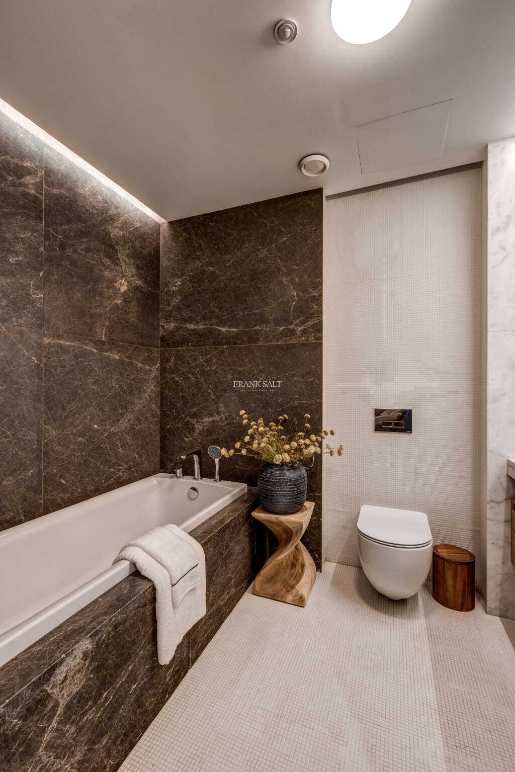 Rabat, 3 Bedrooms Bedrooms, ,3 BathroomsBathrooms,For Sale,FRSA-916774