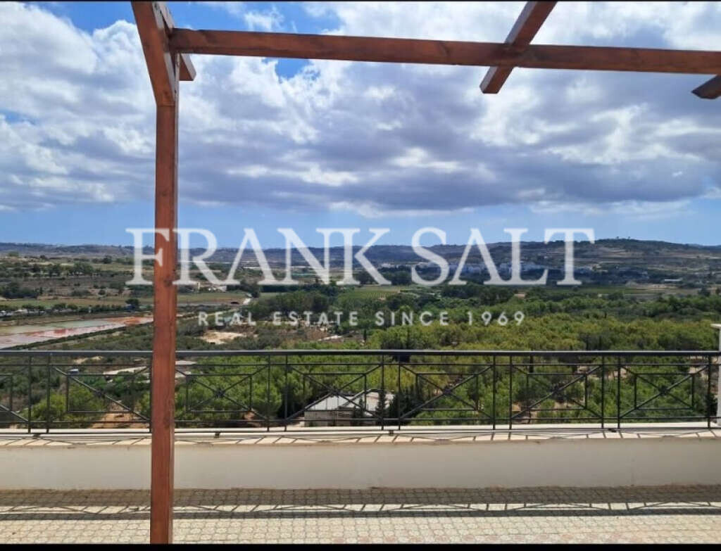 St Pauls Bay, 1 Bedroom Bedrooms, ,1 BathroomBathrooms,For Sale,FRSA-925732