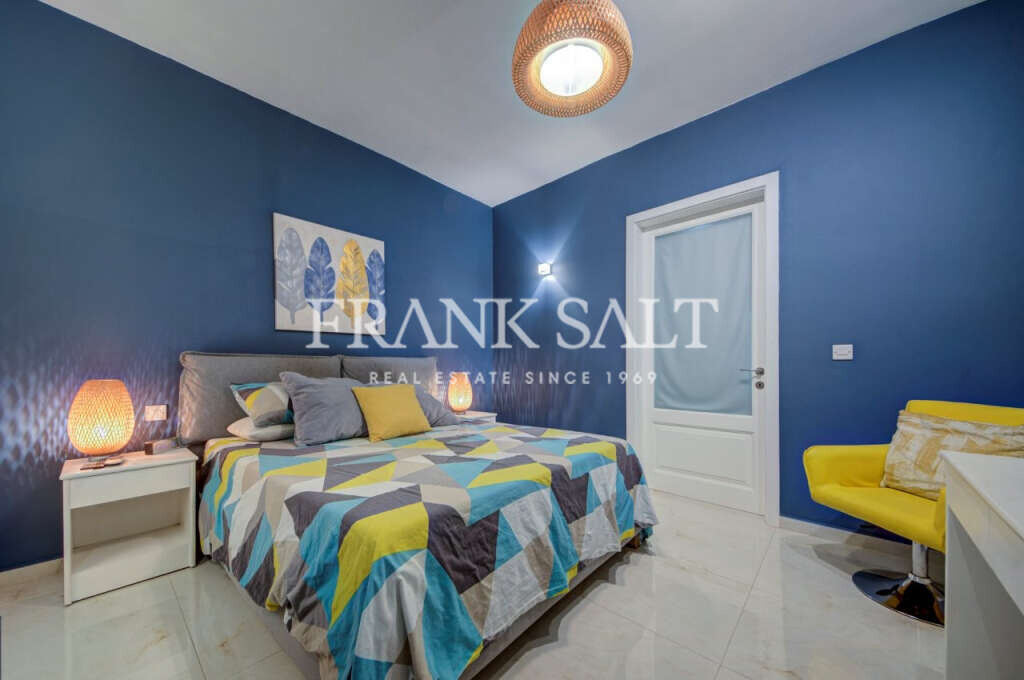 Xemxija, 2 Bedrooms Bedrooms, ,1 BathroomBathrooms,For Sale,FRSA-925216